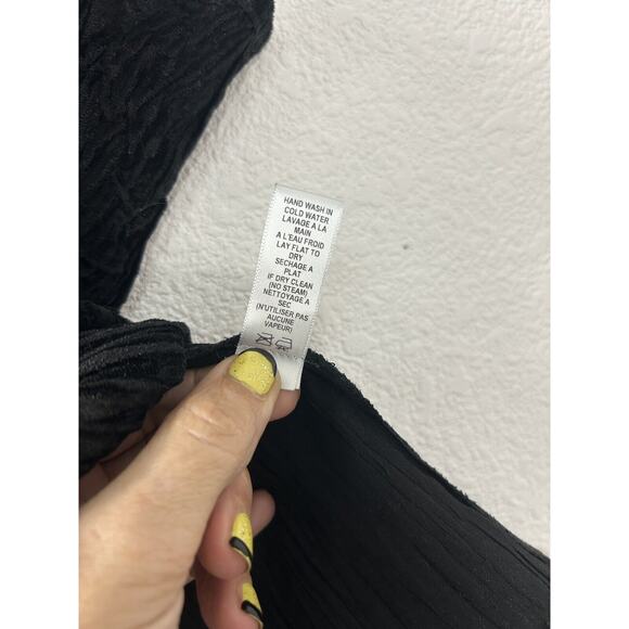 Komarov Tank Womens Babydoll Sz S Black Crinkle V Neck Y2k Bead WhimsiGoth Witch - Picture 8 of 13